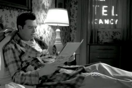 Seth MacFarlane Pays Tribute to 'Psycho' in New 2013 Oscar Promo