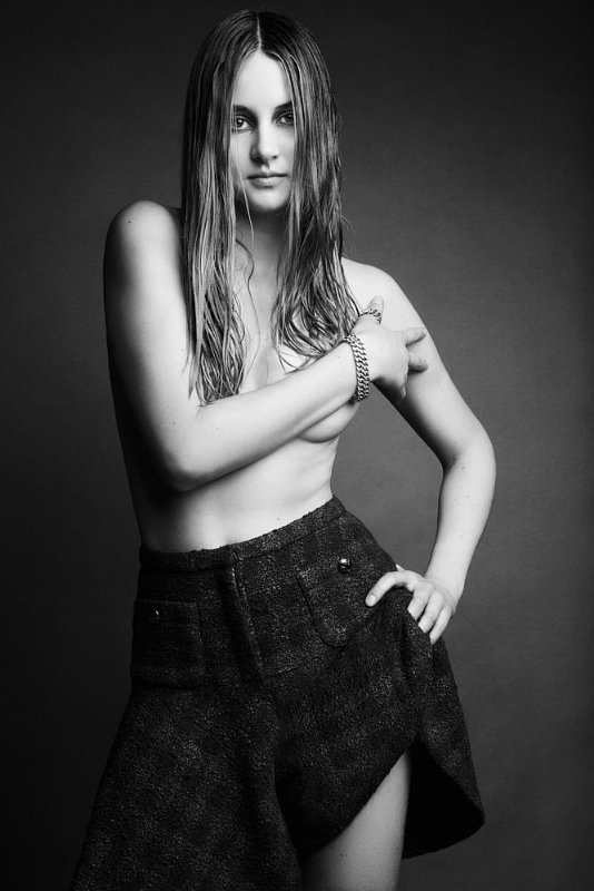 Shailene Woodley Poses Topless on 'Interview' Magazine