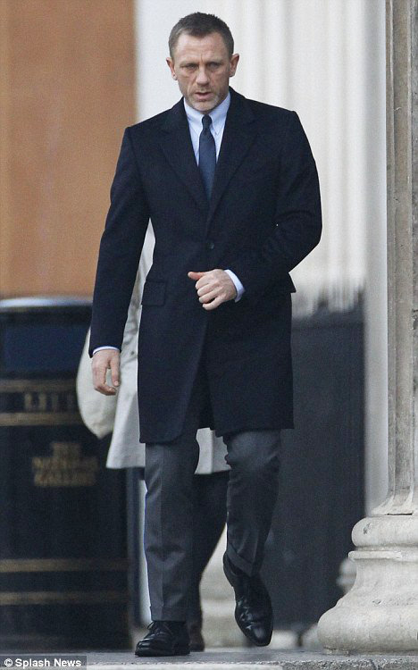 'Skyfall' Scribe: The New Bond Film Is Not a Standalone