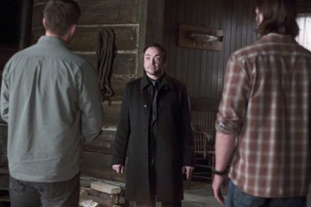 'Supernatural' 7.22 Preview: Betrayal and the Return of Old Enemies