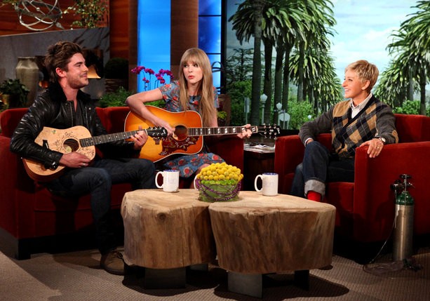 Video: Taylor Swift and Zac Efron Cover Foster the People on 'Ellen'