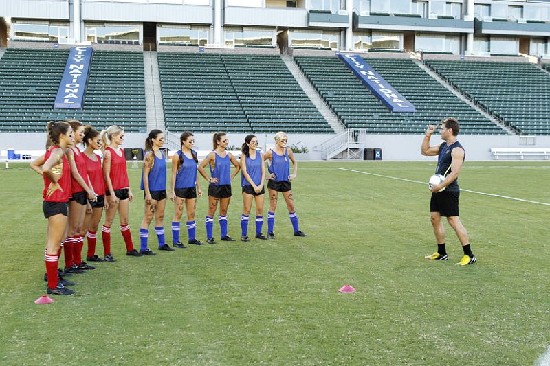 'The Bachelor' Recap: Soccer Date, Surprise Breakfast Treat and More Breakdowns