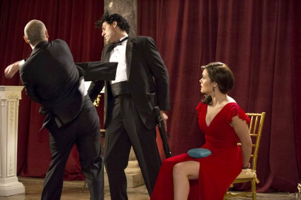 'The Blacklist' 1.14 Preview: Liz Turns Into Criminal for a Day