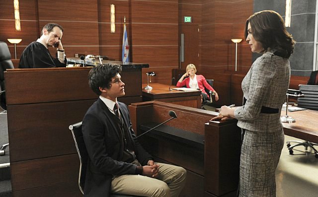 'The Good Wife' EP Confirms Whom Alicia Chose to Be With in Season 4 Finale