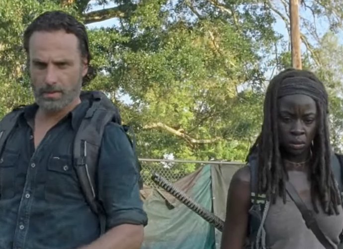'The Walking Dead' 7.12 Sneak Peeks: More Guns, More People, More Time