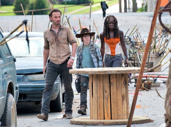 'The Walking Dead' Season 4 Finale Sneak Peeks: Rick Is Closer to Terminus