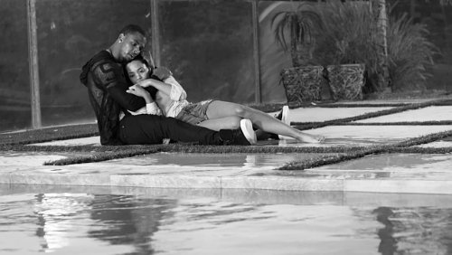 Trey Songz Premieres 'SmartPhones' Music Video