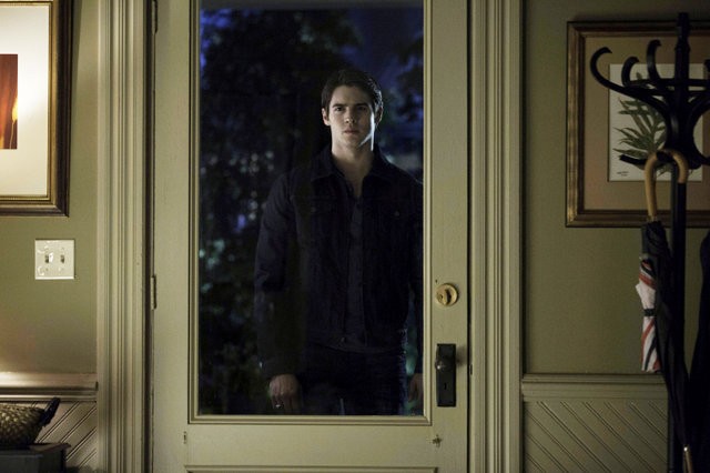 'The Vampire Diaries' to Bring Jeremy Back From Dead