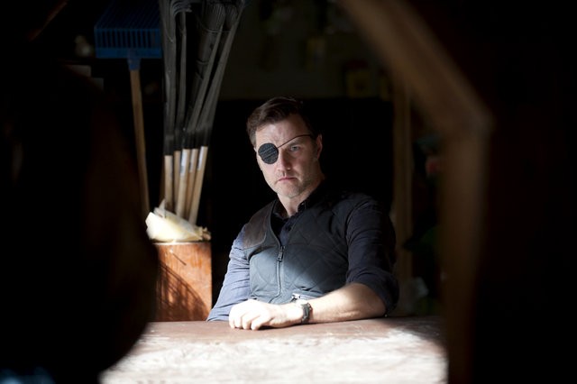'The Walking Dead' Season 3 Finale Sneak Peeks: You Kill or You Die