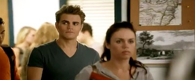 'Vampire Diaries' 3.06 Preview: Stefan Blends in School, Elena Is Trapped in Fire