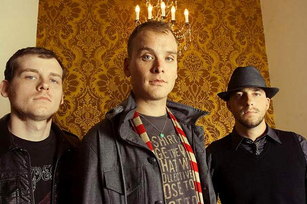 Alkaline Trio Auction Off Things to Free Convicted Murderers