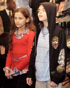 Michael Jackson's Children Enjoying First Day at School