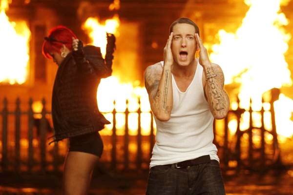 Eminem and Rihanna Score Seventh Week at Top of U.S. Pop Chart