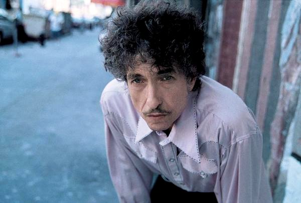 Bob Dylan's Paintings Slammed by Critics