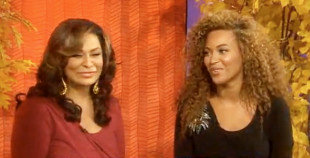 Video: Beyonce Knowles' Surprise Appearance on 'Today' Show