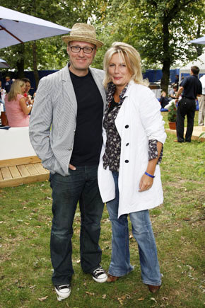 Adrian Edmondson Felt Useless During Jennifer Saunders' Cancer Battle