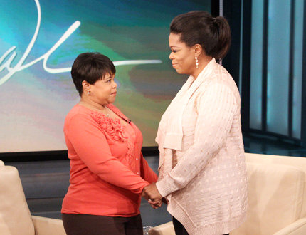 Oprah Winfrey to Build Relationship With Newly-Found Sister