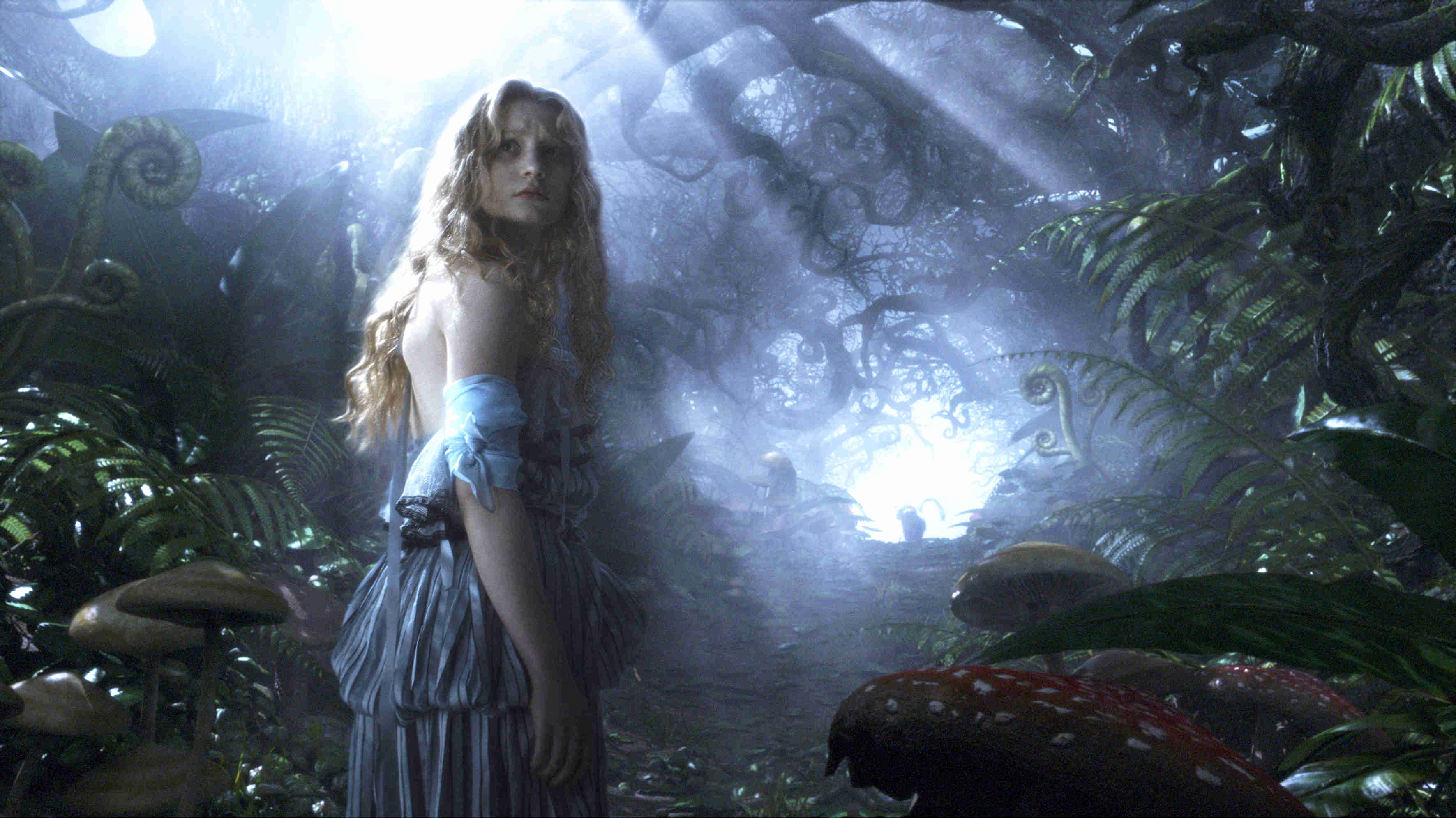 British Cinema Chain Announces 'Alice in Wonderland' Blacklist