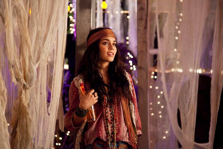 Vanessa Hudgens' 'Beastly' Gets Romantic Full-Length Trailer