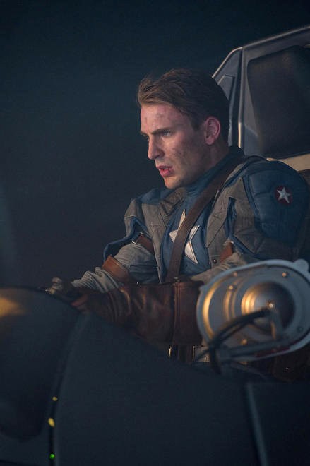 Chris Evans Teases Captain America Could Make Cameo in 'Thor 2'