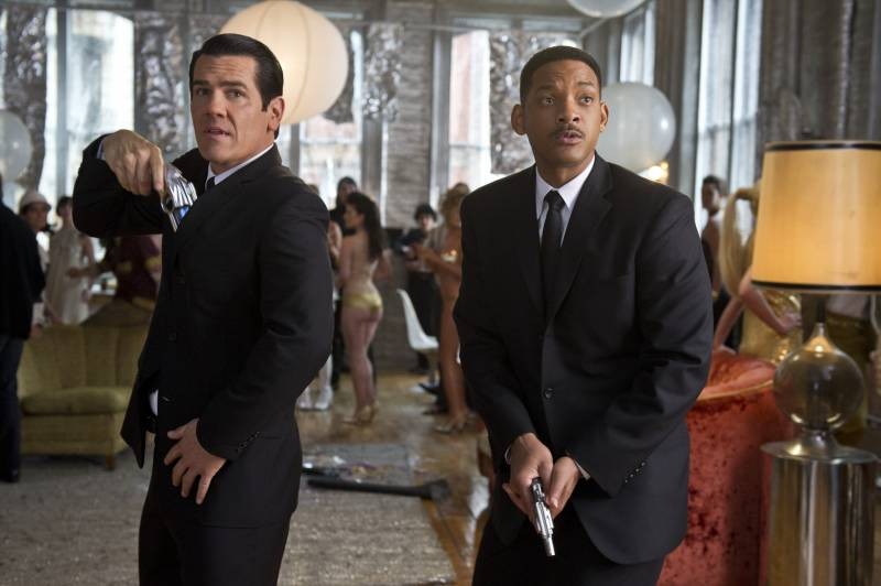Film School Student Accuses 'Men in Black 3' Writers of Stealing His Homework