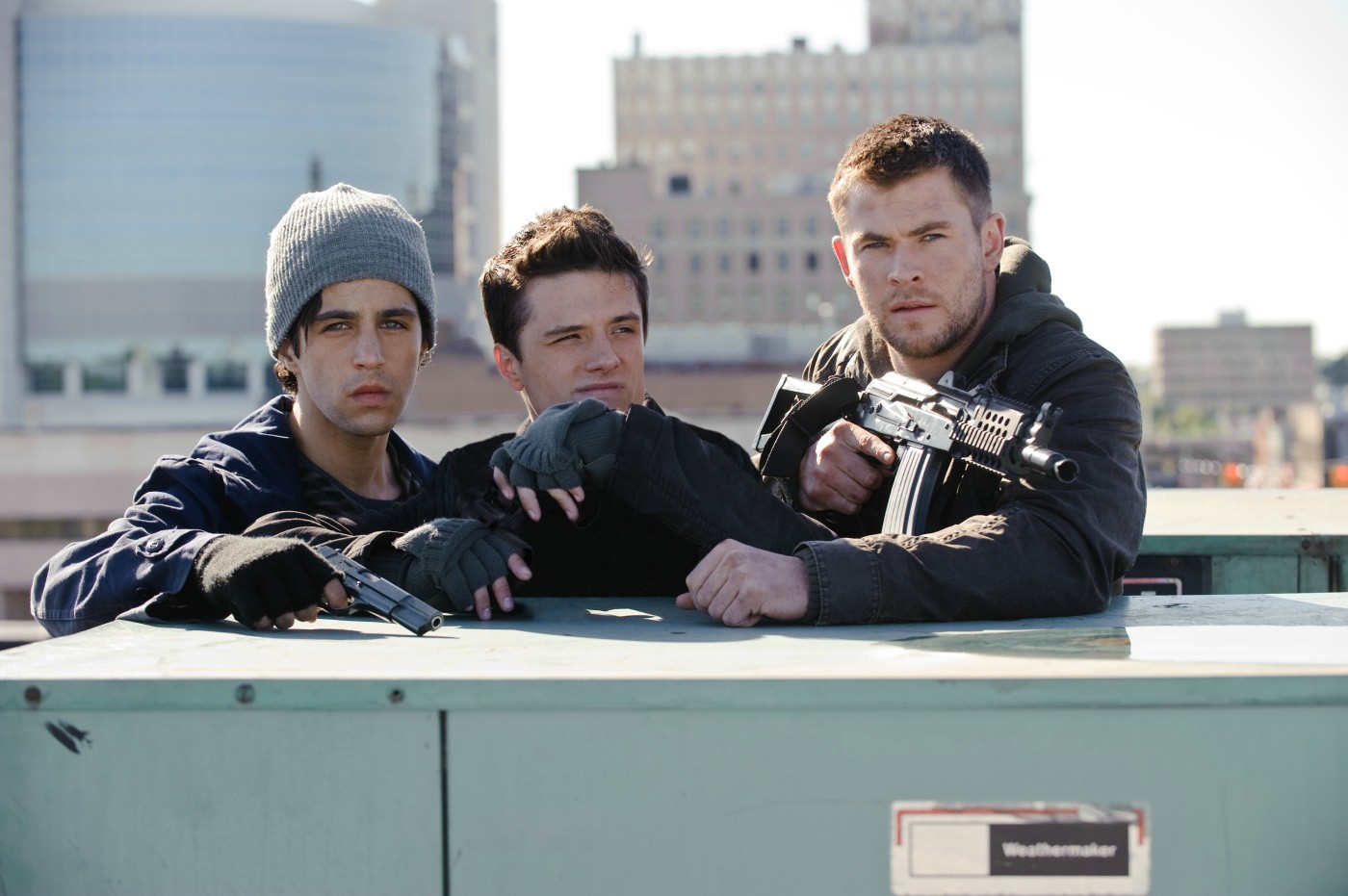 Chris Hemsworth and Josh Hutcherson Save the Day in 'Red Dawn' Teaser