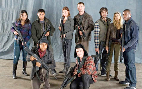 Chris Hemsworth's Long-Delayed 'Red Dawn' Remake Set for 2012 Release