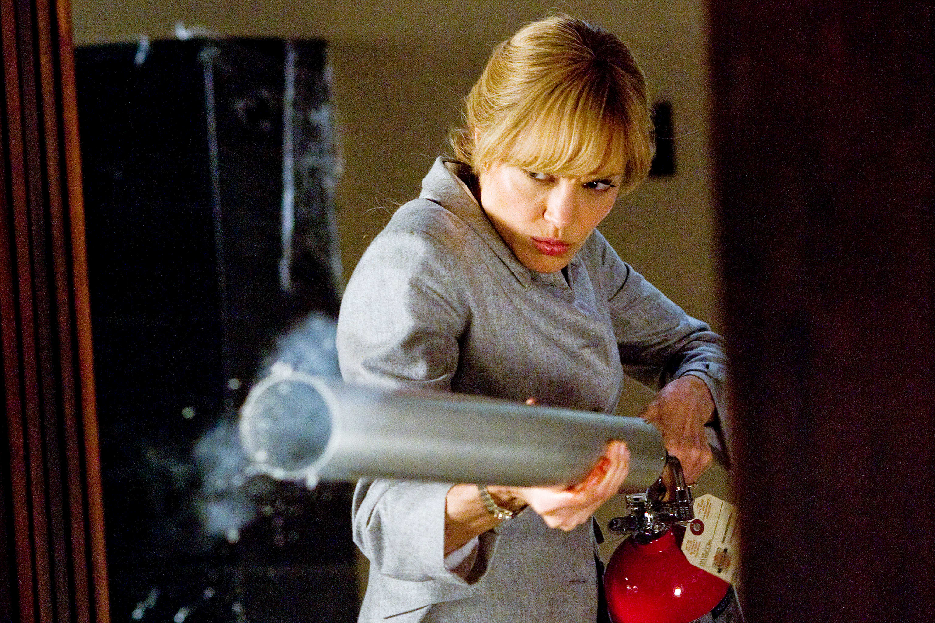 First 'Salt' Clip: Angelina Jolie Escapes