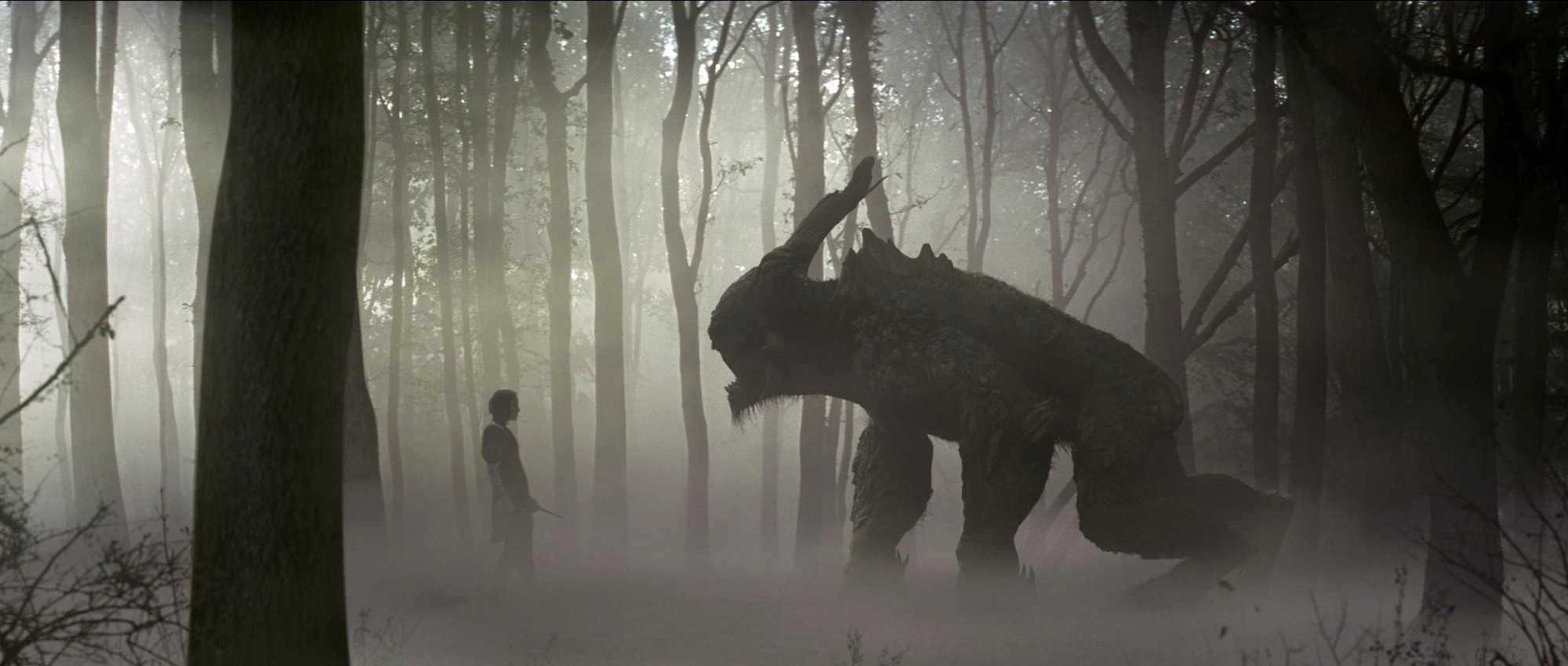 Kristen Stewart Conquers Ferocious Beast in New 'Snow White' Clip