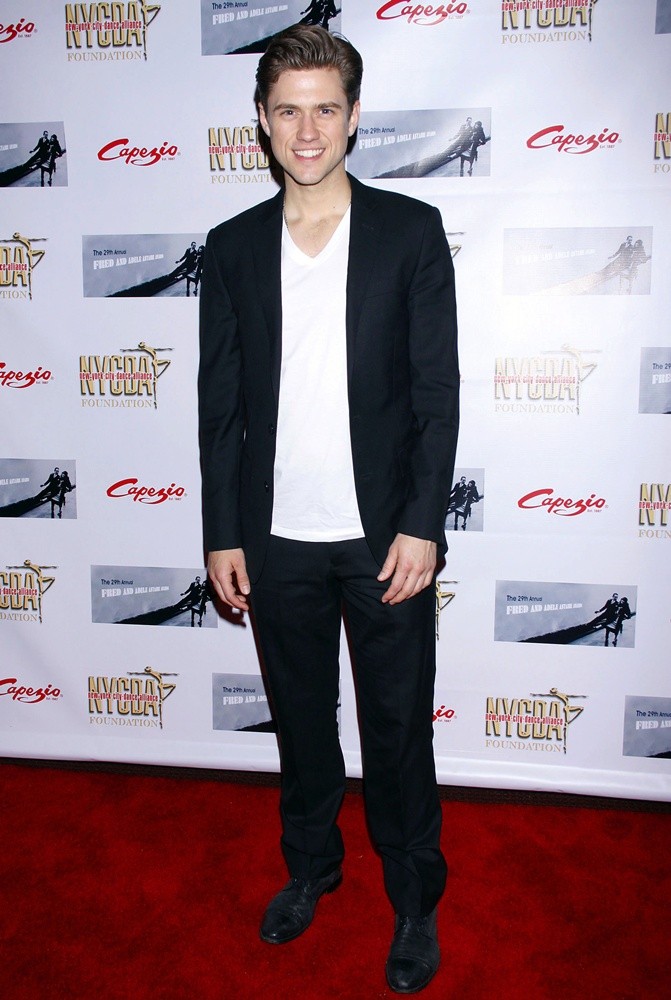 Aaron Tveit