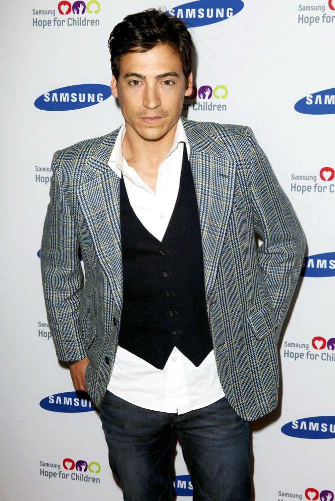 Andrew Keegan