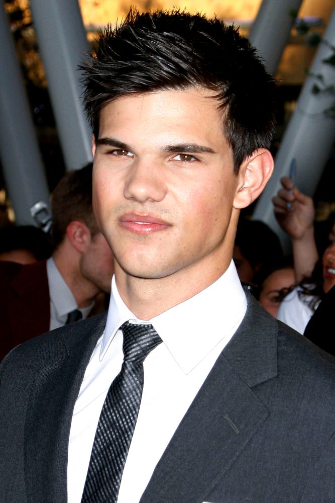 Taylor Lautner
