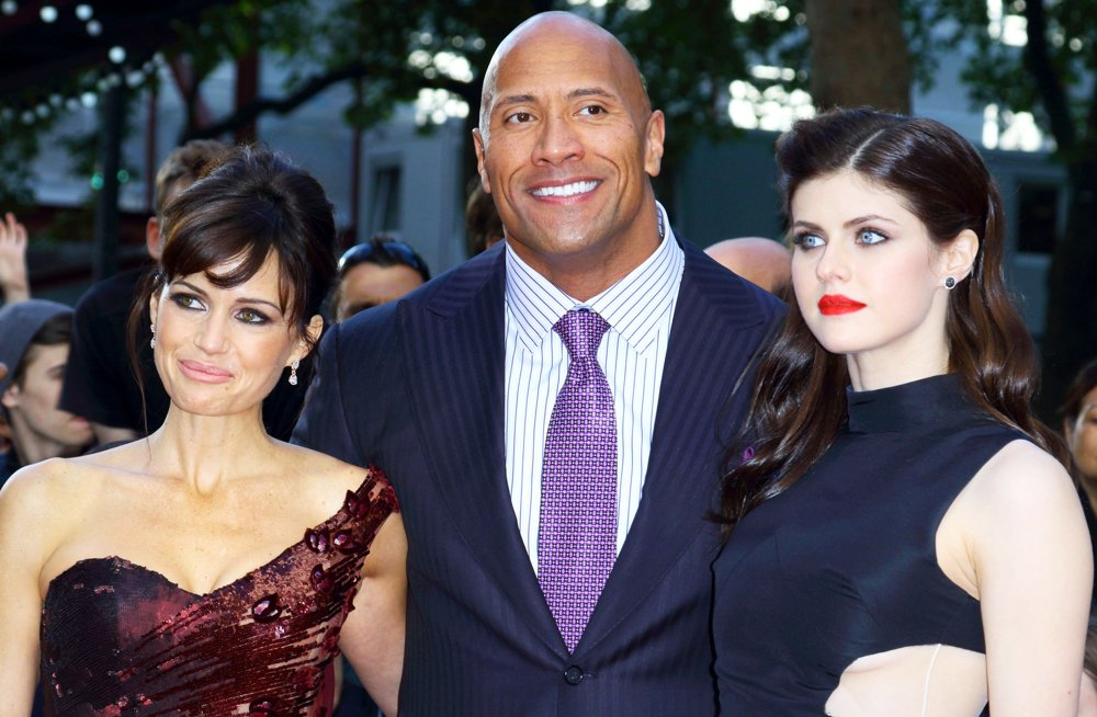 gugino-rock-daddario-uk-premiere-san-andreas-01.jpg