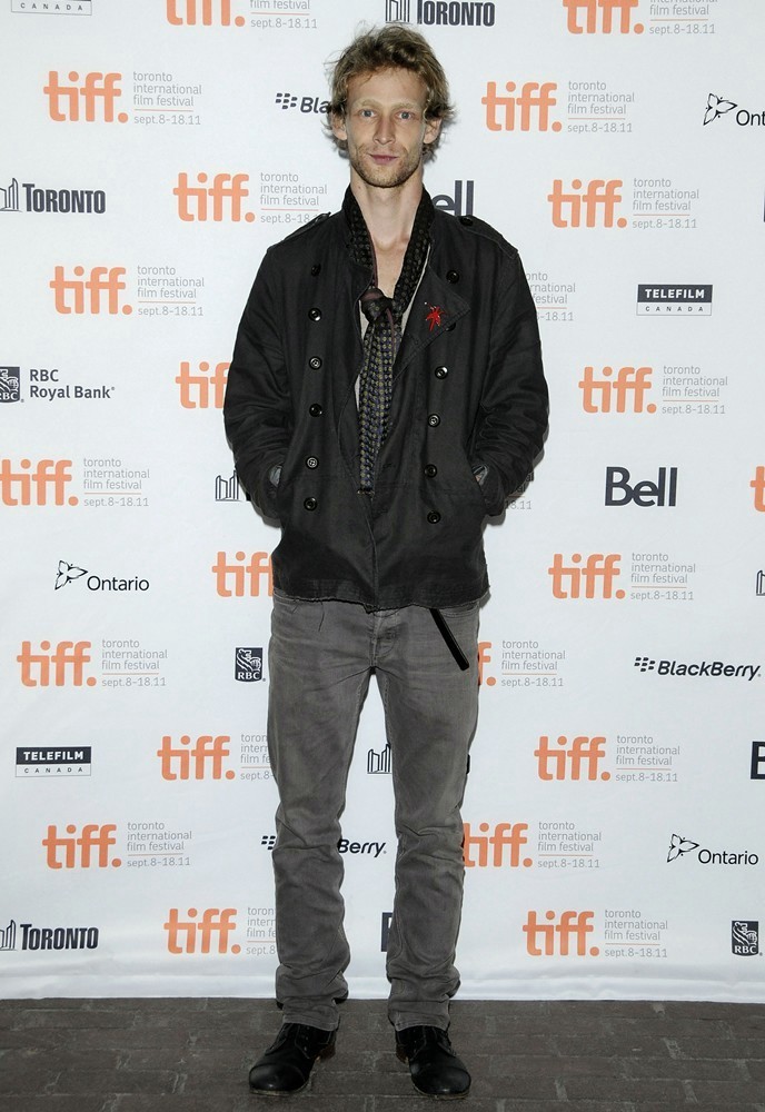 Johnny Lewis