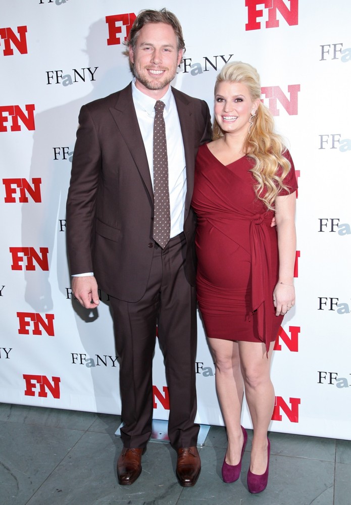 Eric Johnson (II), Jessica Simpson