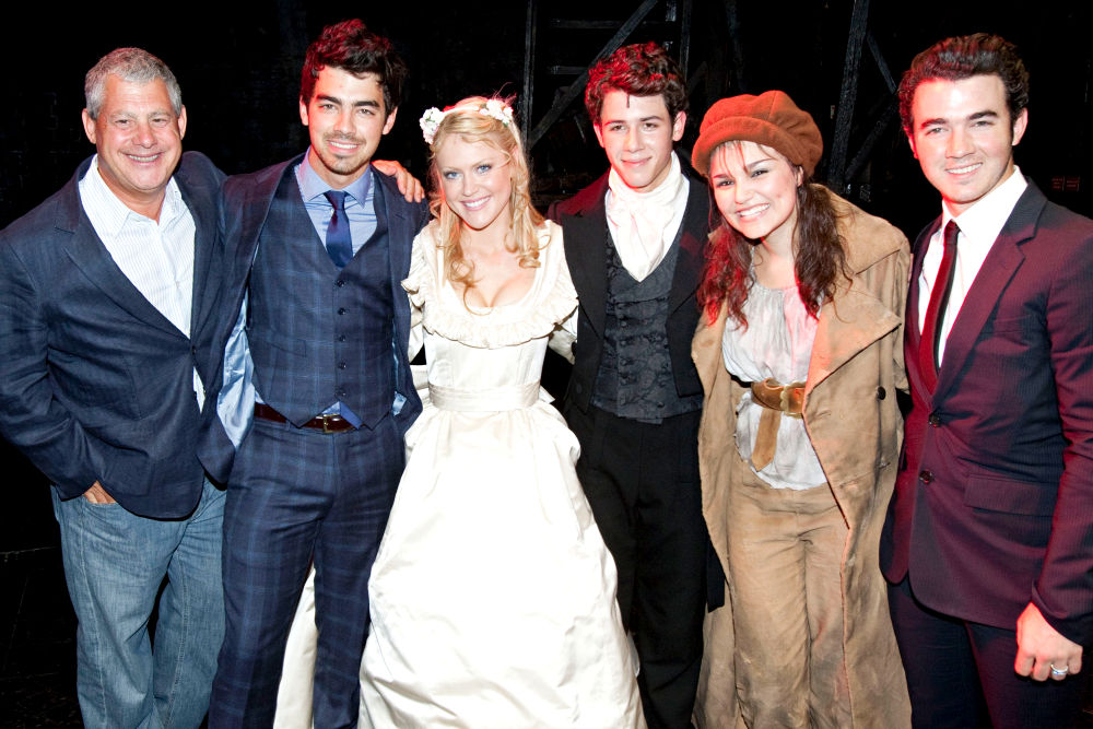 Cameron Mackintosh, Joe Jonas, Jonas Brothers, Samantha Barks, Nick Jonas, Camilla Kerslake, Kevin Jonas