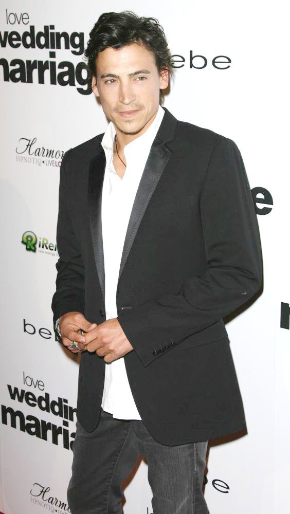 Andrew Keegan