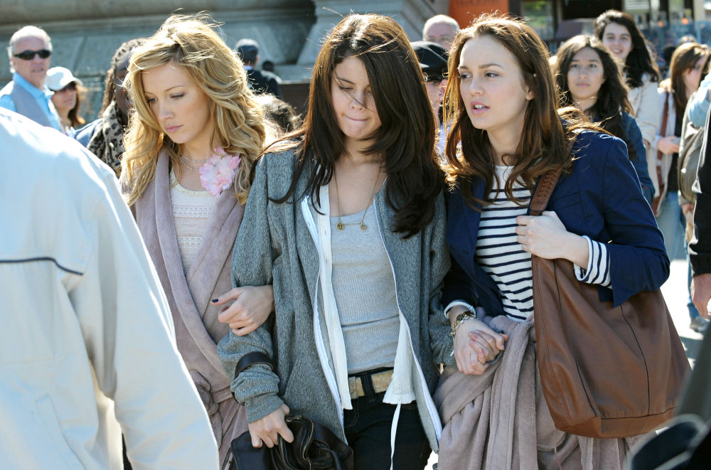 Katie Cassidy, Selena Gomez, Leighton Meester