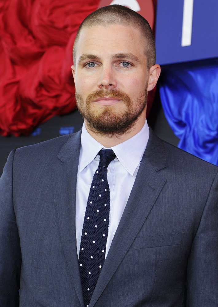 Stephen Amell