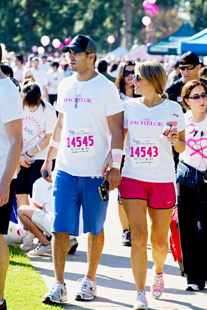 Ali Fedotowsky, Roberto Martinez