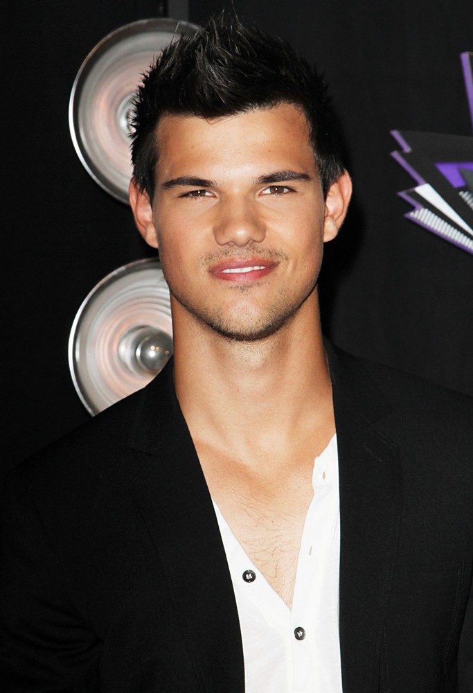 Taylor Lautner