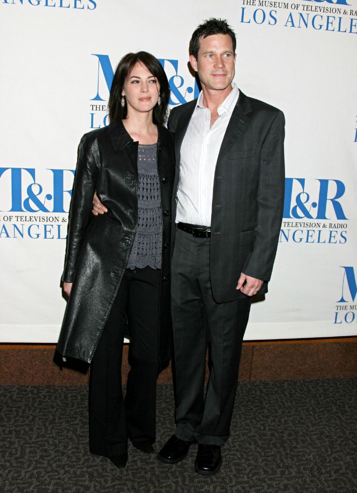 Joanna Going, Dylan Walsh