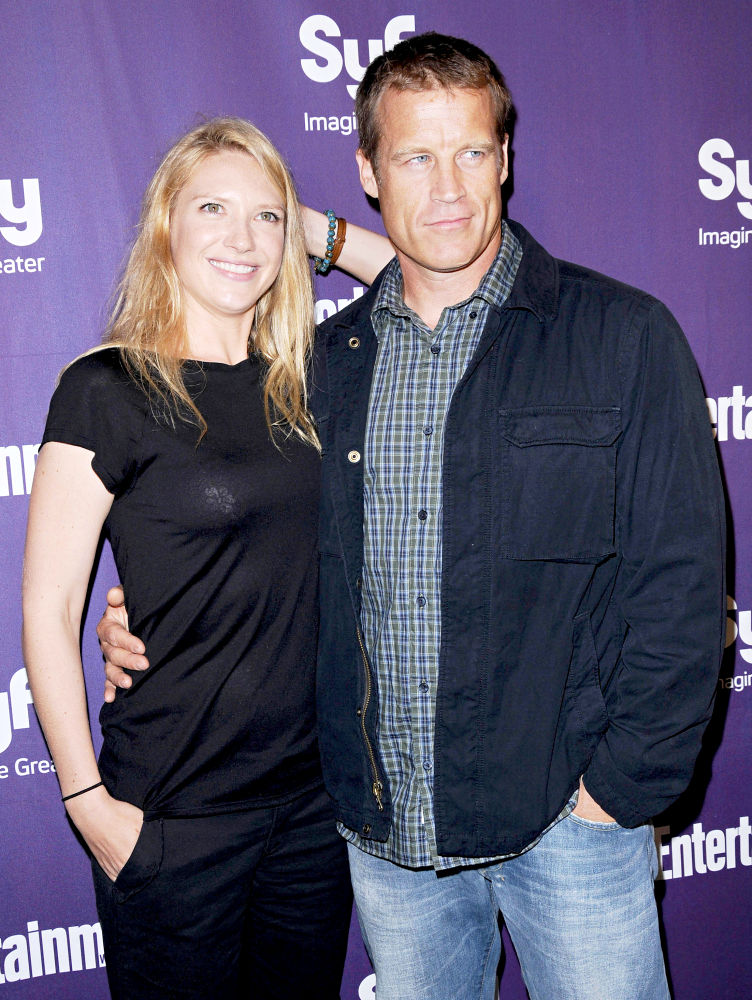Anna Torv, Mark Valley