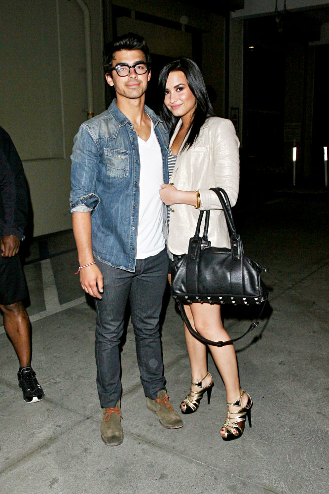 Joe Jonas, Demi Lovato