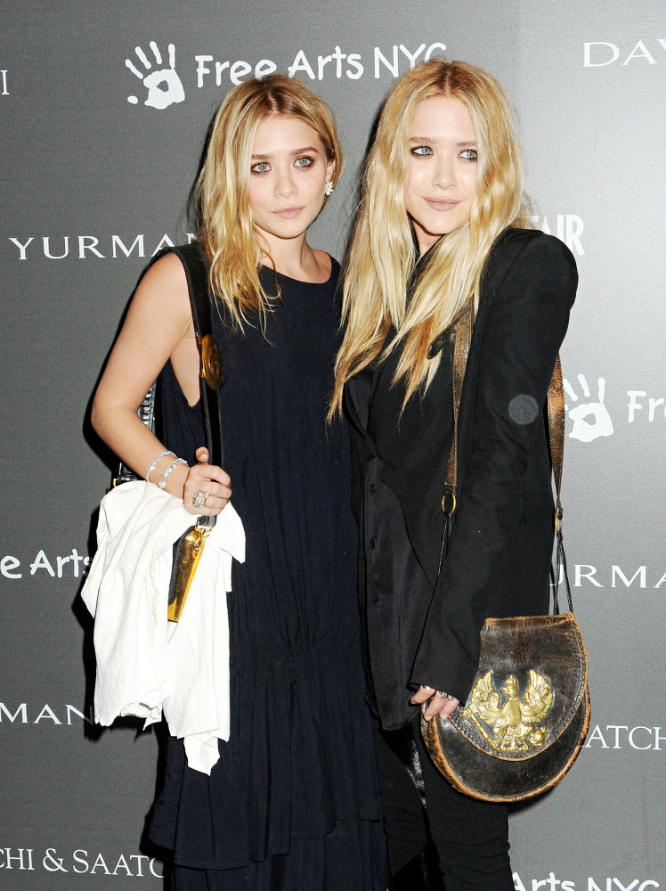 Mary-Kate Olsen, Ashley Olsen