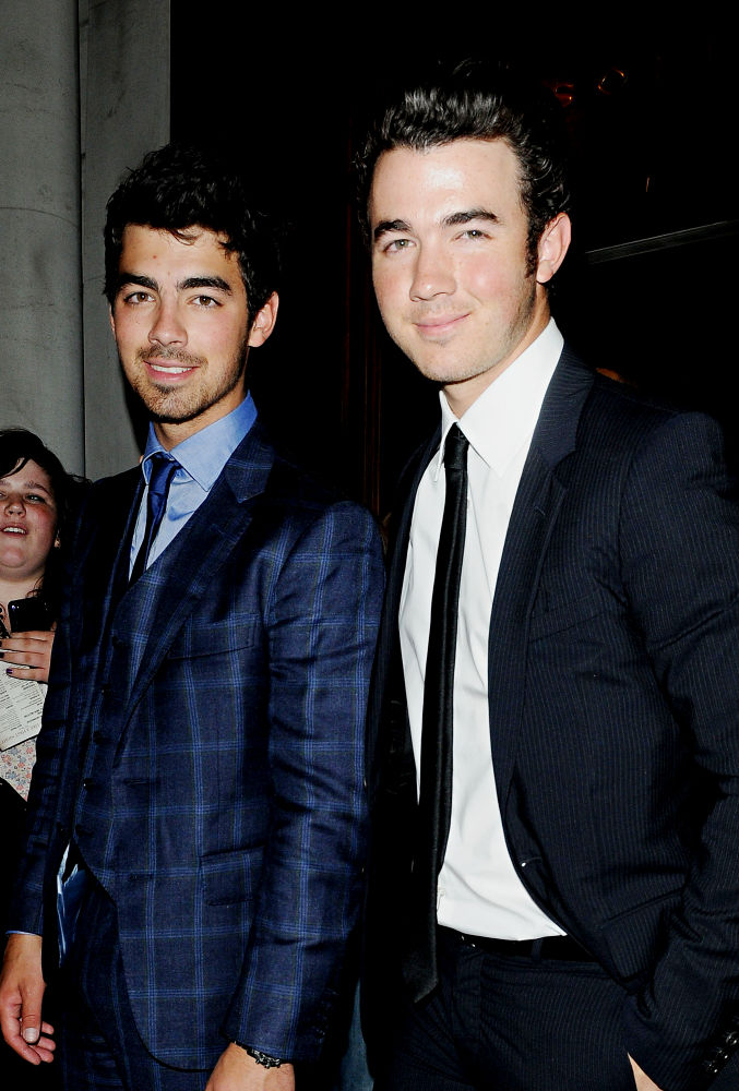 Kevin Jonas, Joe Jonas, Jonas Brothers