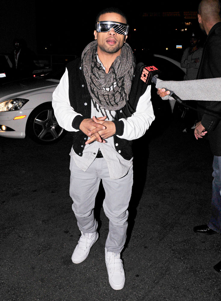Raz B