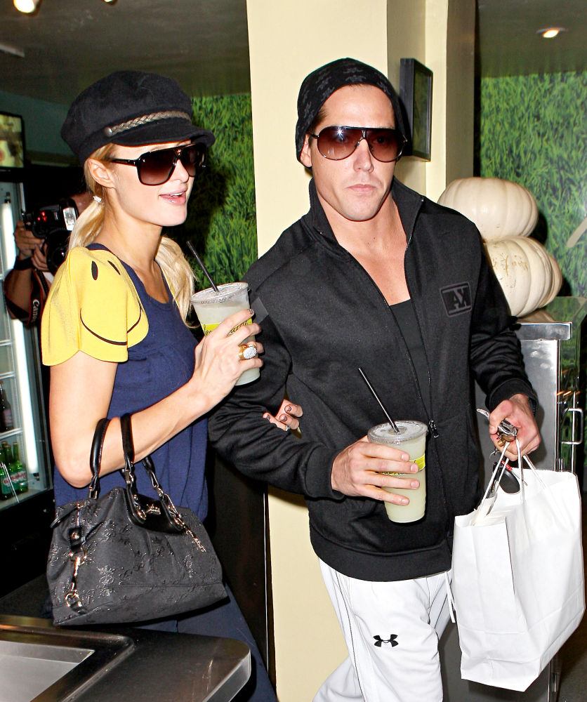Paris Hilton, Cy Waits