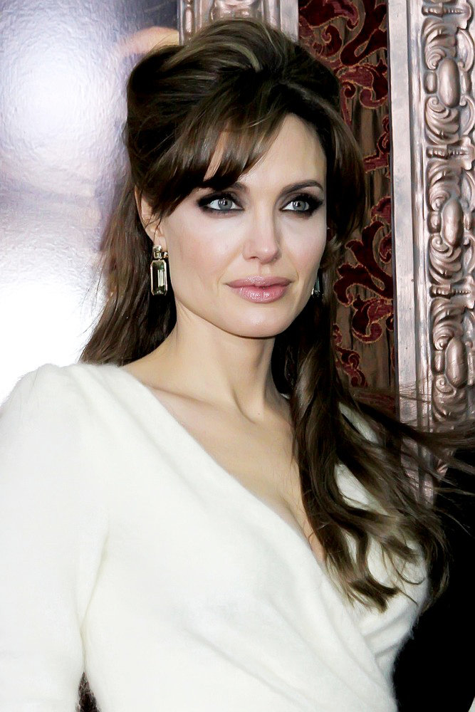 Angelina Jolie