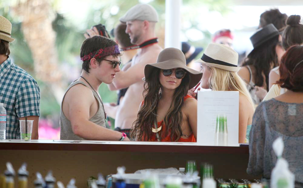 Josh Hutcherson, Vanessa Hudgens